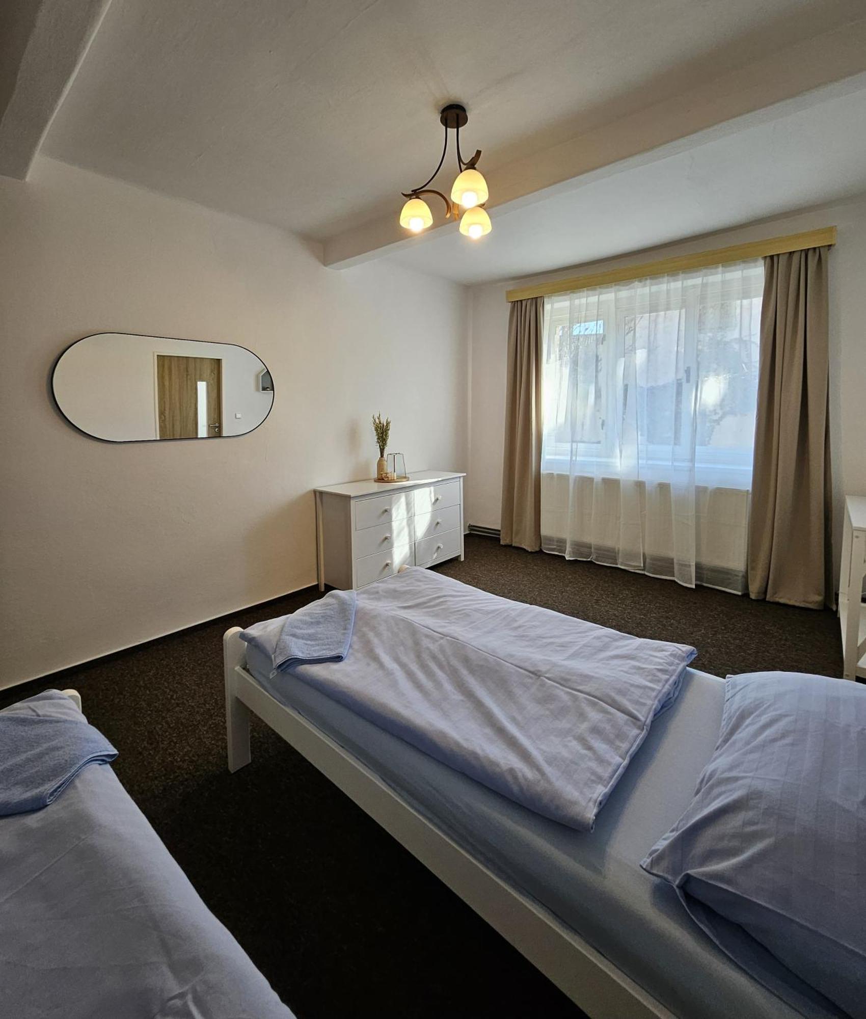 Rodinny Apartman U Kuby Chlumec nad Cidlinou Exterior photo